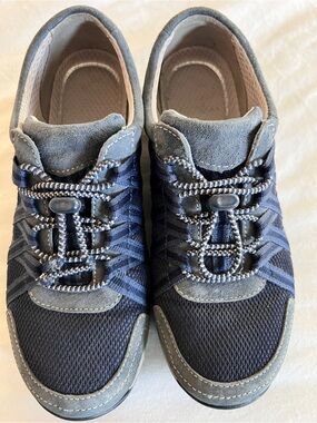 Dansko Women's Blue Casual Lace-Lock Sneakers